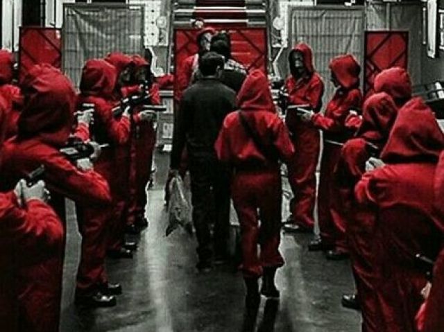 LA CASA DE PAPEL