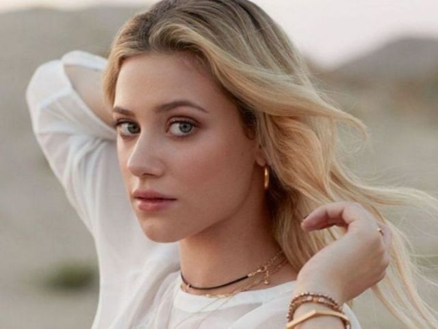 Lili Reinhart