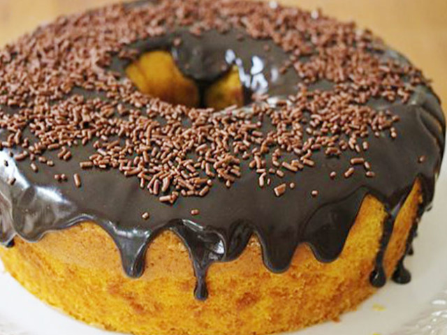 Bolo de cenoura.