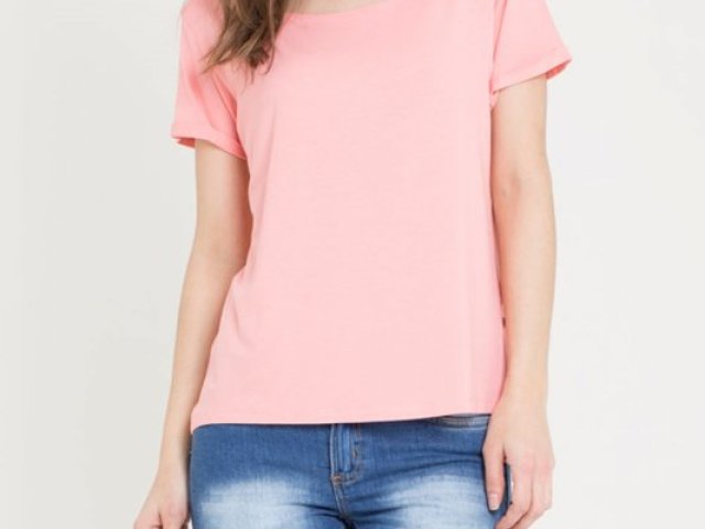 Blusa rosa com shorte jeans!