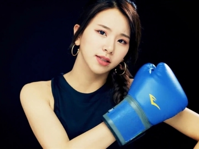 Chaeyoung.