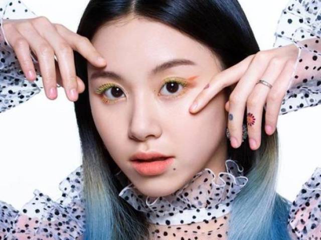 Chaeyoung.