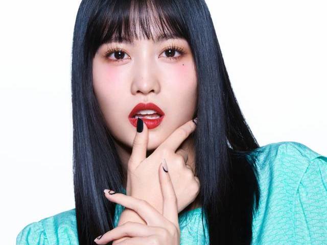 Momo.