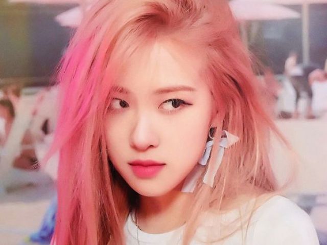 Rosé, cabelo rosa degradê