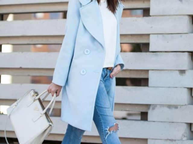 Um look de frio azul pastel