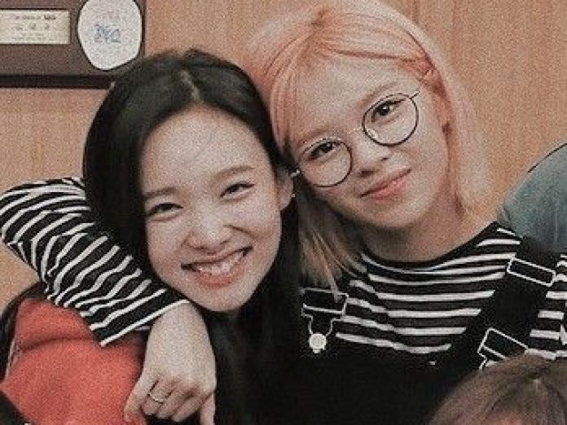 2Yeon(Nayeon e Jeongyeon)