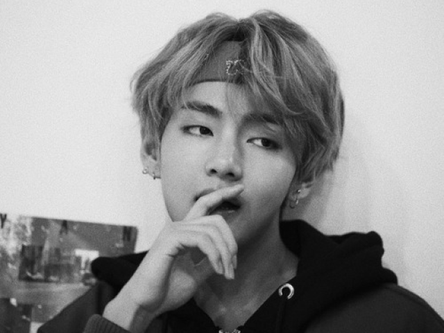 Taehyung/V