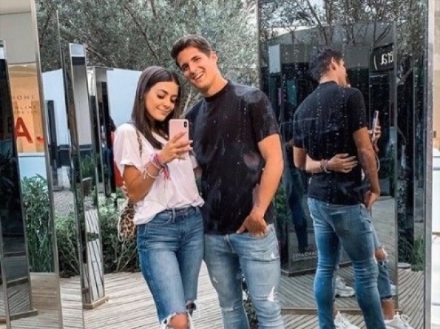 só namora né👩❤️👨