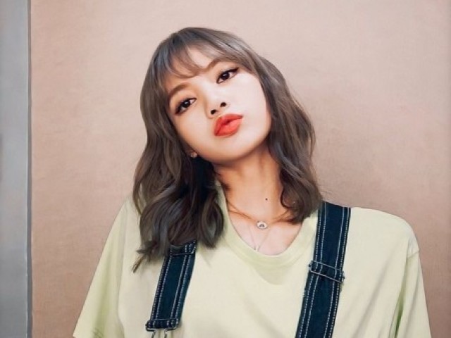 Lalisa Manoban(Black pink)