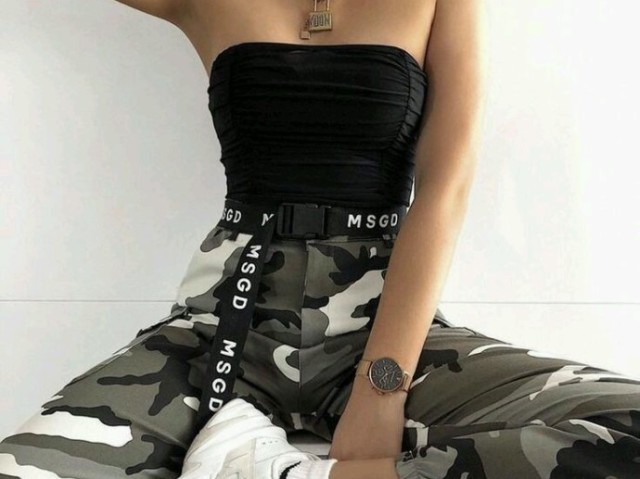♠