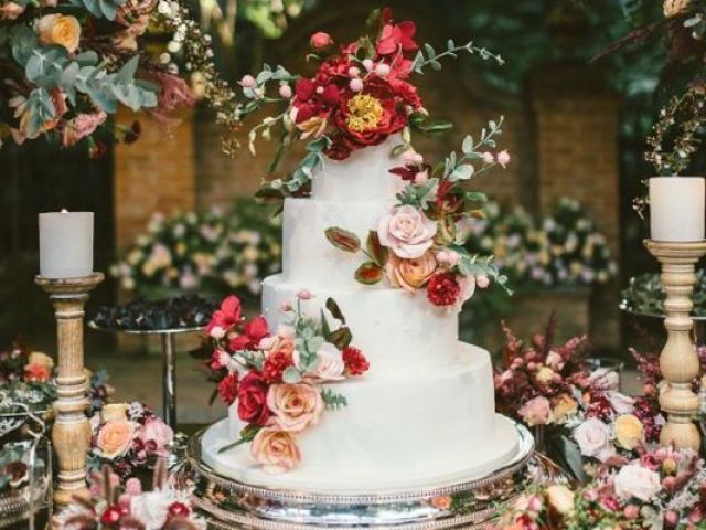 Monte seu casamento!