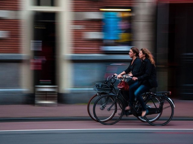 Bicicleta temos que ajudar o meio ambiente!!