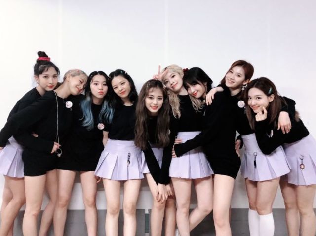 Descubra a integrante do TWICE pelo sorriso