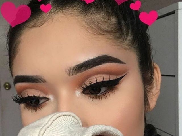 Monte a sua make perfeita💕