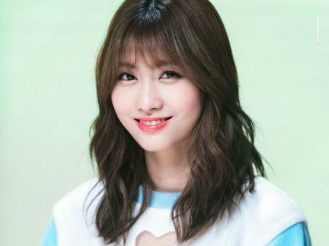 Momo (TWICE).