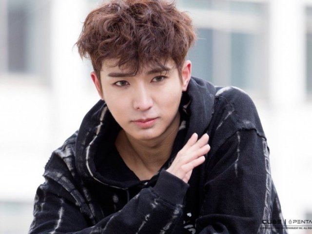 Yuto (PENTAGON).