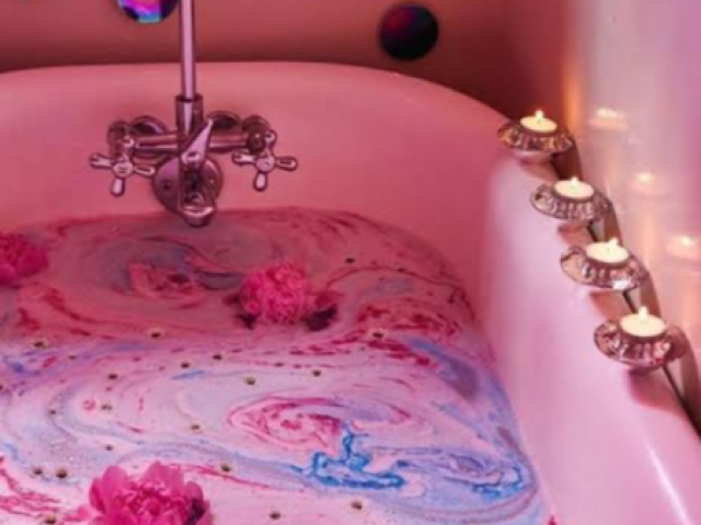 Bath bombs