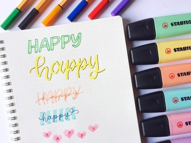 Monte o seu material escolar perfeito🖍