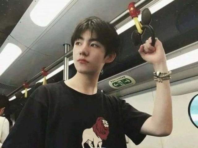 Kim Chuan / Taehyung BTS