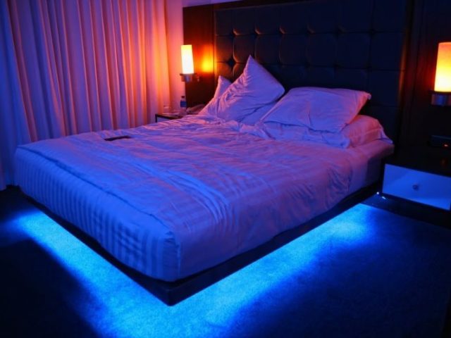 embaixo da cama