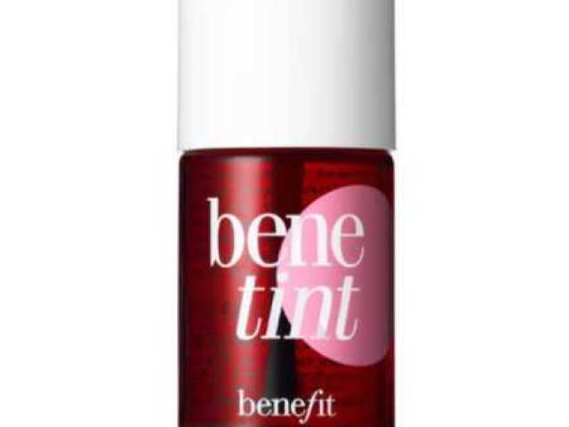 Benefit (se preferir lip tint)