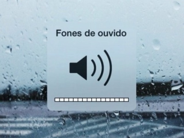 Fica ouvindo música....