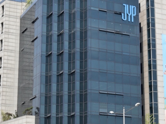 JYP