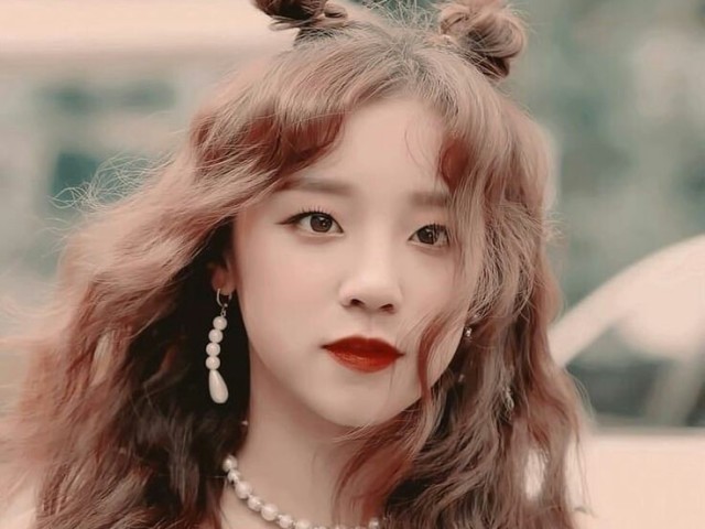 Yuqi (G-Idle)