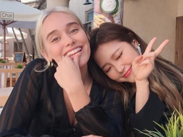 HEYOON JEONG E SINA DEINERT