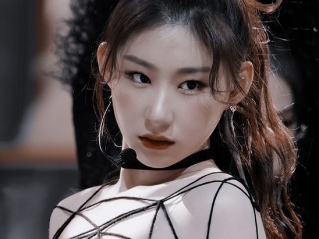 Chaeryeong (ITZY)