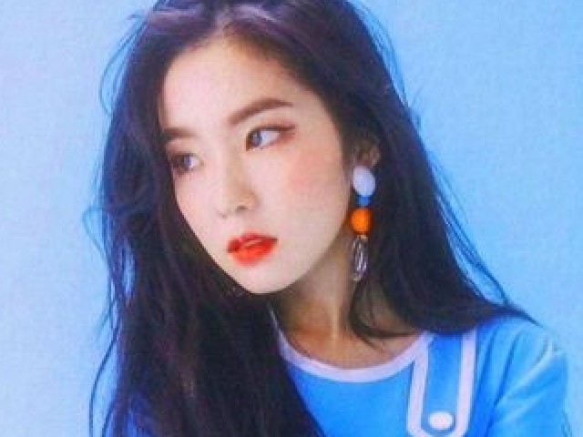 Irene (Red Velvet)