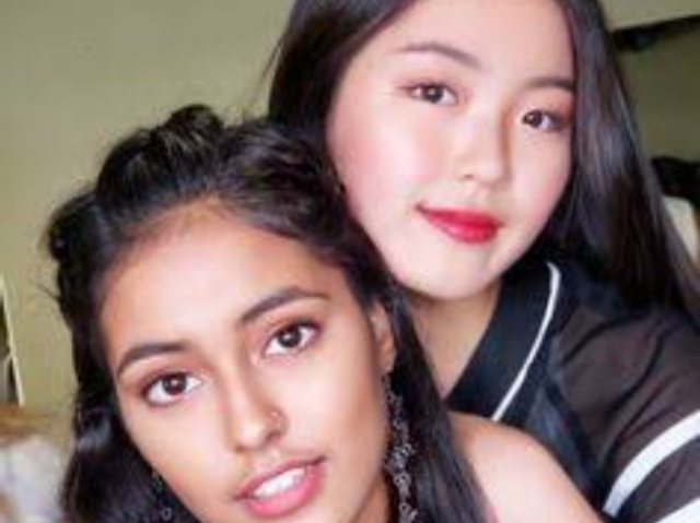 Shivany Palival,Hina Ioshihara