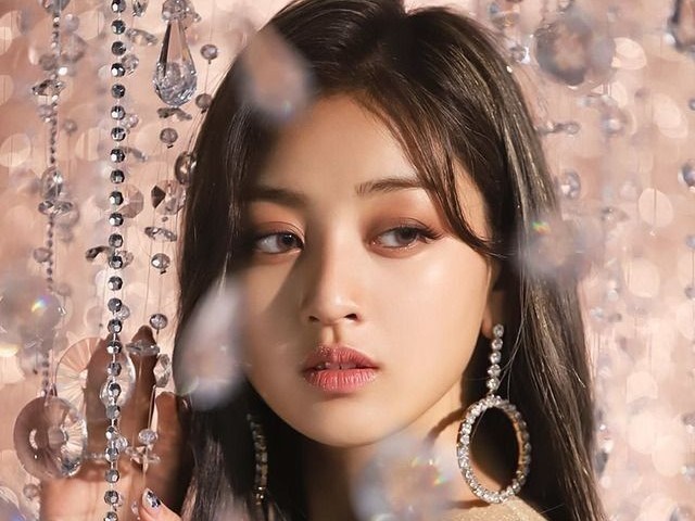 Jihyo (Twice)