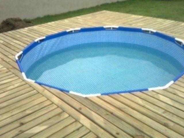 uma piscina simples??