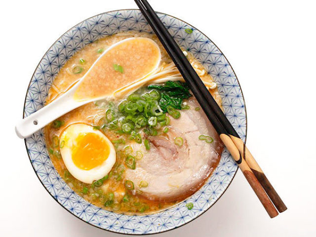 Japonesa Tradicional (Ramen)