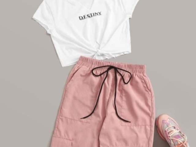 à uma calça.