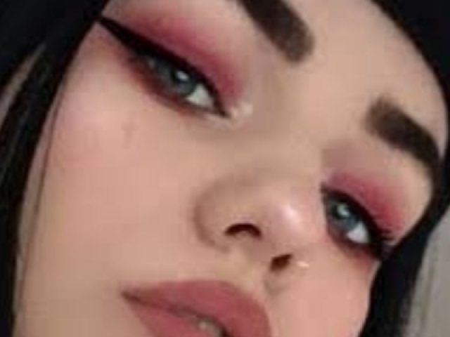E-girl