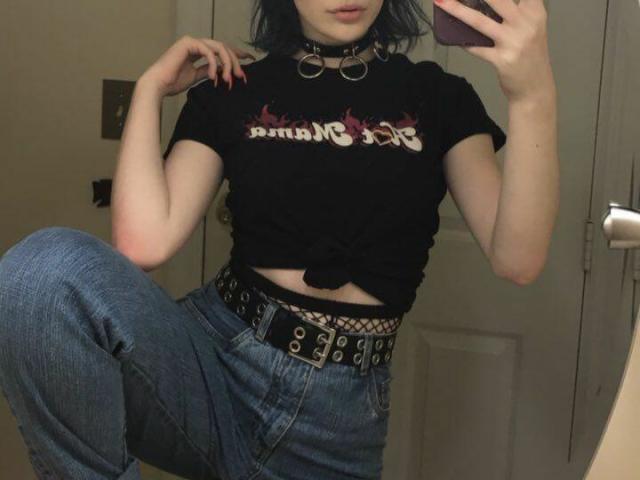 E-girl