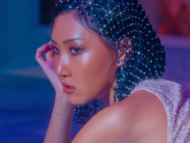 ❃-Hwasa {Mamamoo}