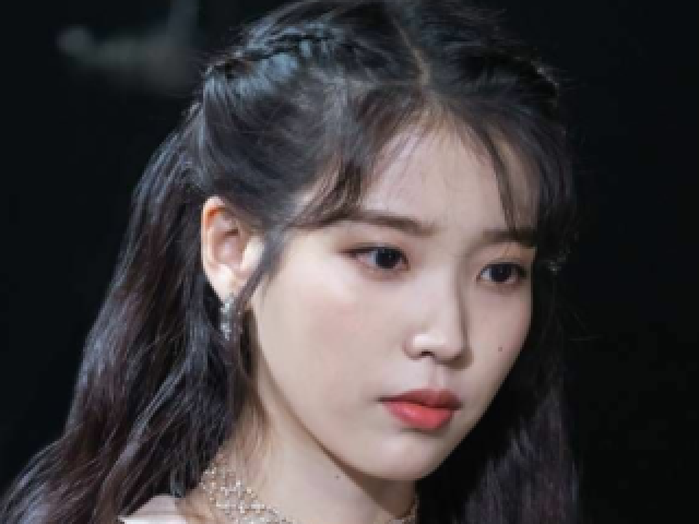 IU