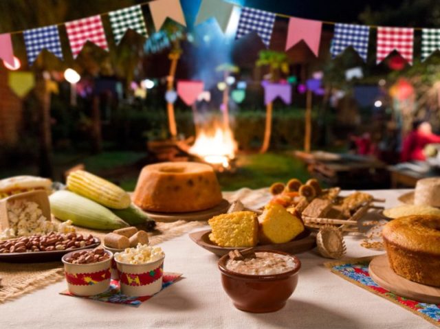 Mesa de comidas.