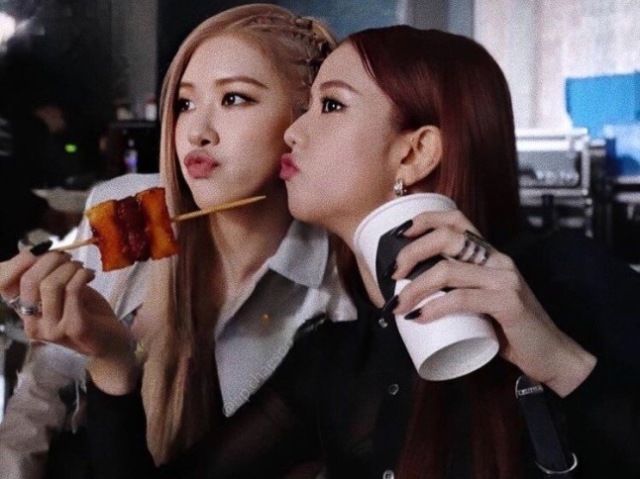 Jisoo/chaesoo