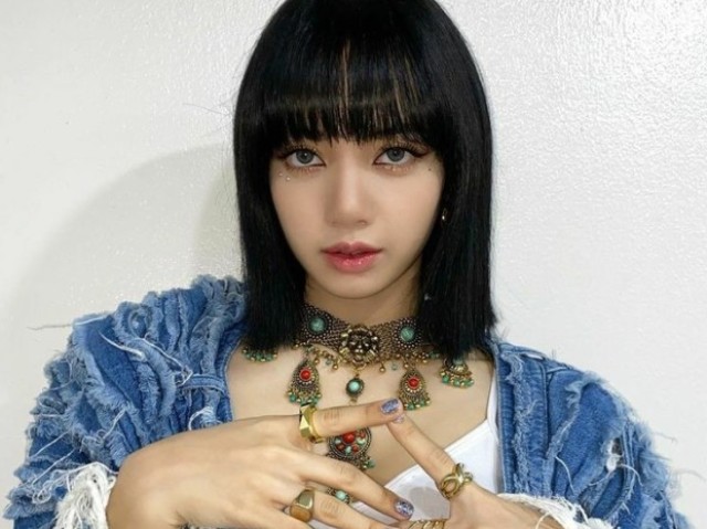 Lisa 😆😆