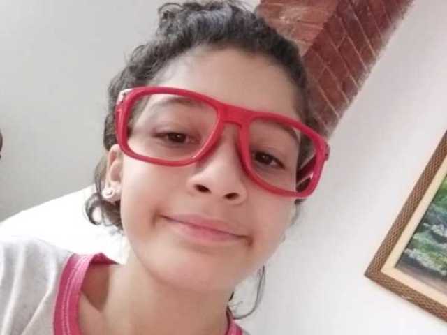 Ana Karoline Néry kutchik