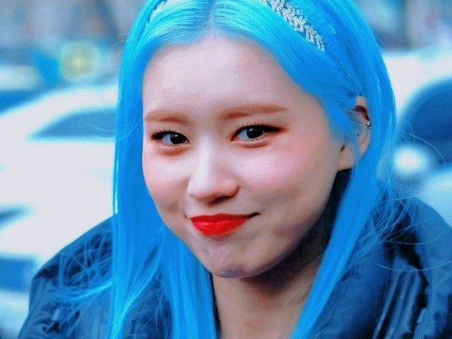 Elly(Weki meki)