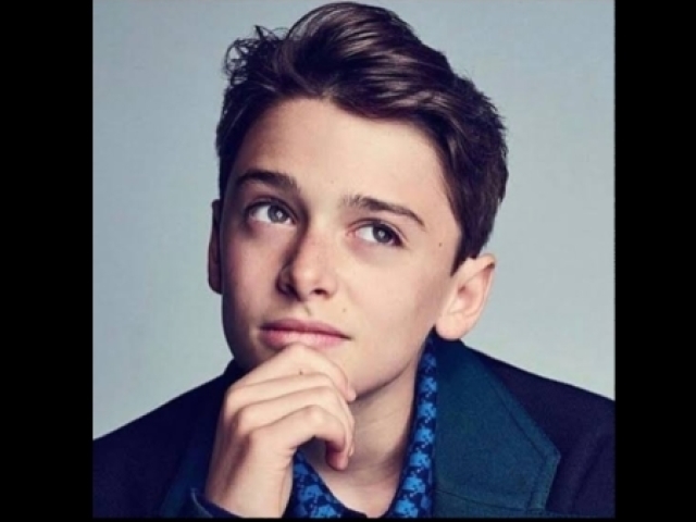 Sim, com Noah Schnapp