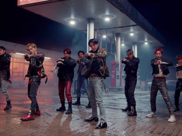 Love Shot - EXO