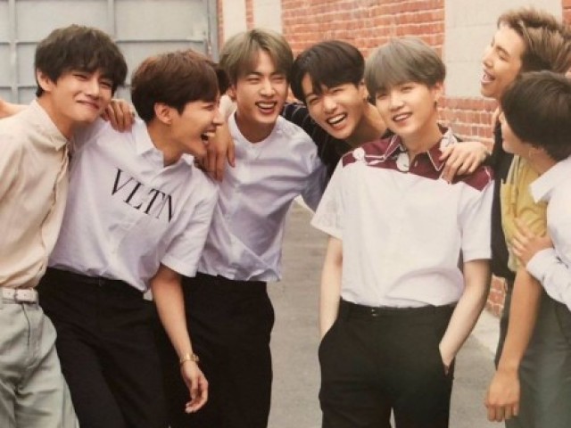 Quem do BTS vai te beijar no baile de formatura?