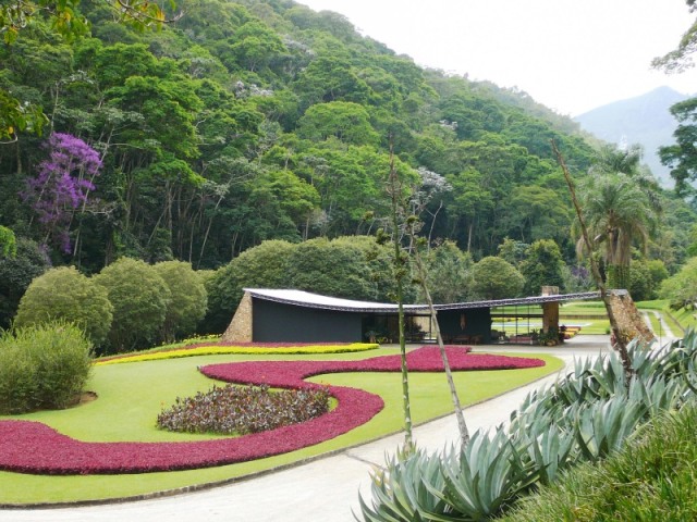 um jardim chique e grande é com certeza é a melhor!