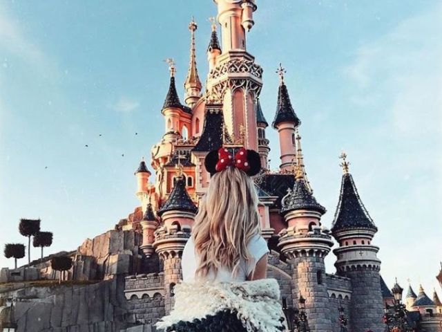 Monte um dia no parque de diversões e diremos qual princesa Disney você seria!